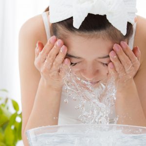 水洗顔を乾燥肌におすすめする理由
